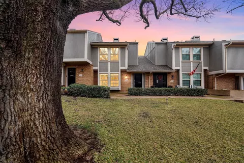7608 Riverbrook Dr, Dallas, TX 75230