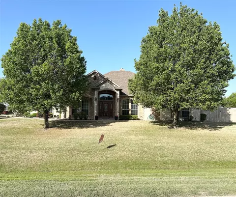 5631 Poppie Cir, Midlothian, TX 76065