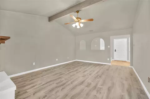 313 Rambling Ct, Euless, TX 76039 photo 9
