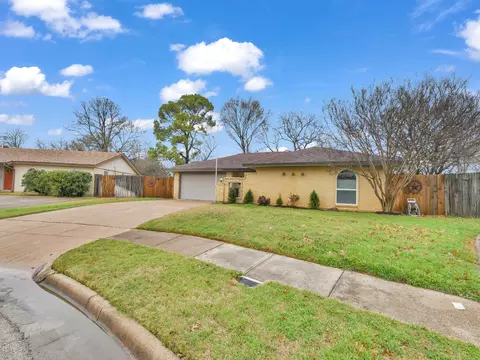 313 Rambling Ct, Euless, TX 76039 photo 25