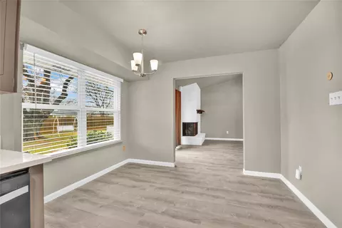 313 Rambling Ct, Euless, TX 76039 photo 7