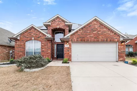 5907 Prairie View Ct, Grand Prairie, TX 75052