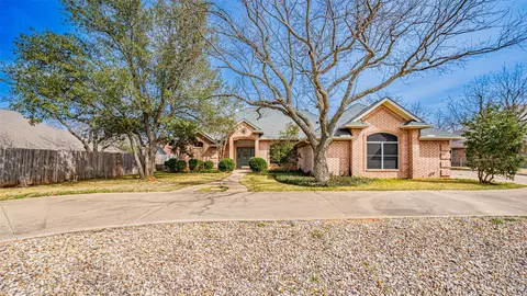 8903 Pleasant Hill Dr, Granbury, TX 76049