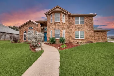 500 Aurora Dr, Euless, TX 76039