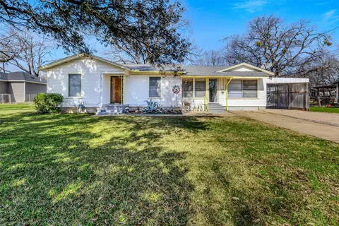 1603 Harrisee St, Terrell, TX 75160