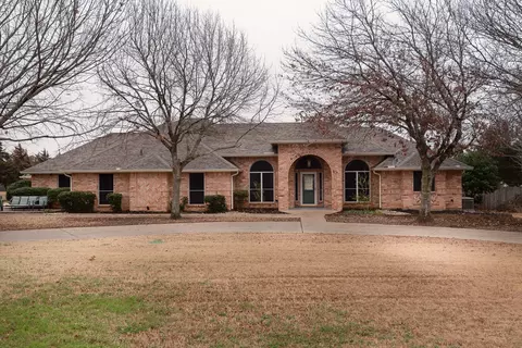 3870 Blackchamp Rd, Midlothian, TX 76065