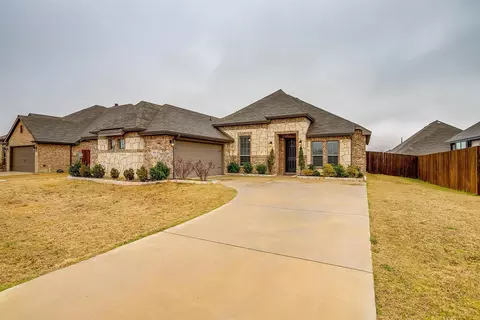 6524 Molly Anita Dr, Joshua, TX 76058