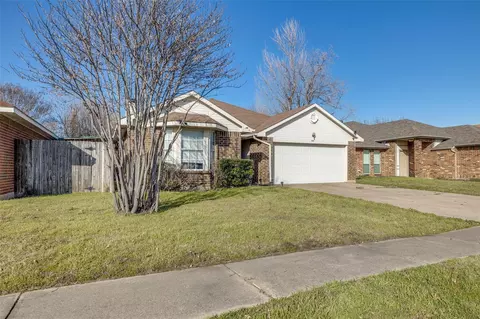 505 Sea Rim Dr, Arlington, TX 76018