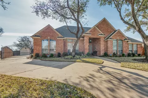 7636 Bridlewood Ct, North Richland Hills, TX 76182