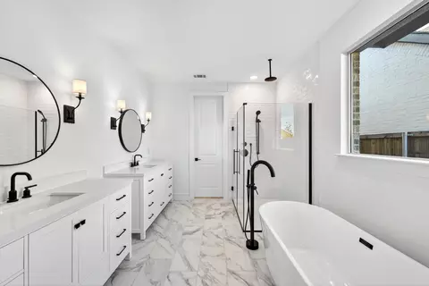 Bath - 11540 Ely Pl, Haslet, TX 76052 photo 3 of 8