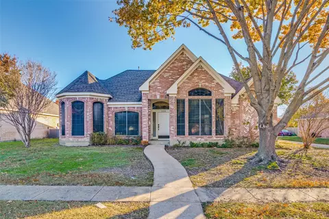 5518 Luna Dr, Rowlett, TX 75088