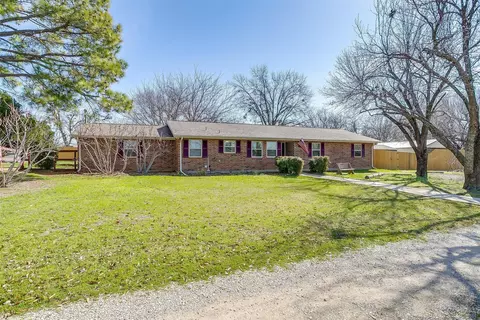 2570 Whiterock Rd, Denton, TX 76208