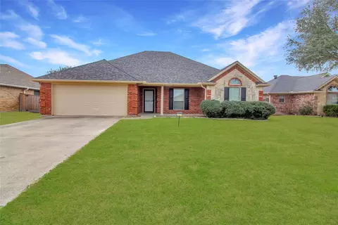 1521 Highglen Trl, Kaufman, TX 75142