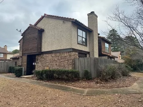 5454 Financial Plz #2A, Shreveport, LA 71129
