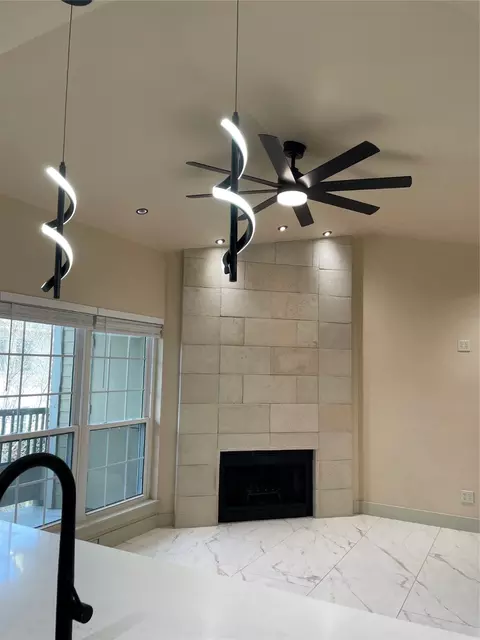 4103 Esters Rd #204, Irving, TX 75038