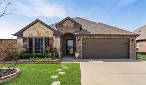 2501 Galisto Ln, Aubrey, TX 76227