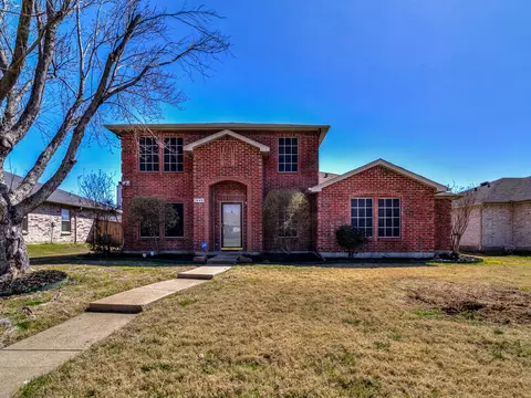 1448 Singing Bird Dr, Lancaster, TX 75134