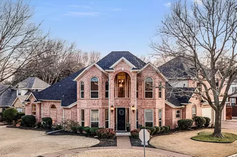 915 Hilton Dr, Mansfield, TX 76063