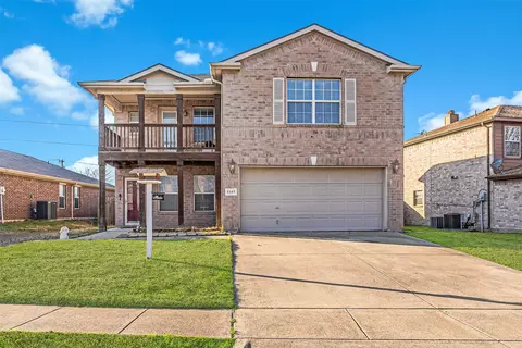 5145 Placid Dr, Haltom City, TX 76117