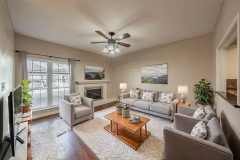 8600 Coppertowne Ln #102, Dallas, TX 75243