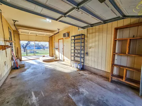 Other - 114 Scott St, Tye, TX 79563 photo 3 of 6