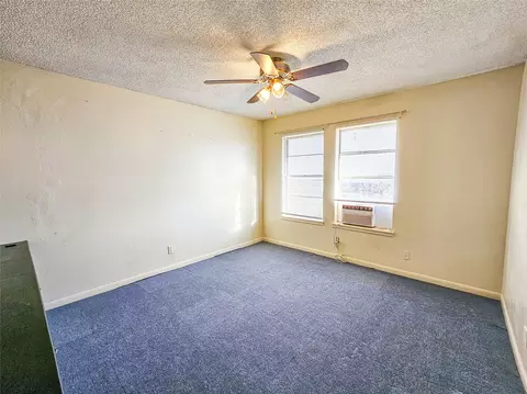 Bedroom - 114 Scott St, Tye, TX 79563 photo 3 of 6