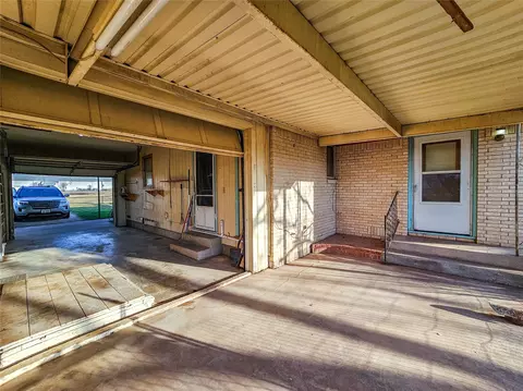 Other - 114 Scott St, Tye, TX 79563 photo 4 of 6