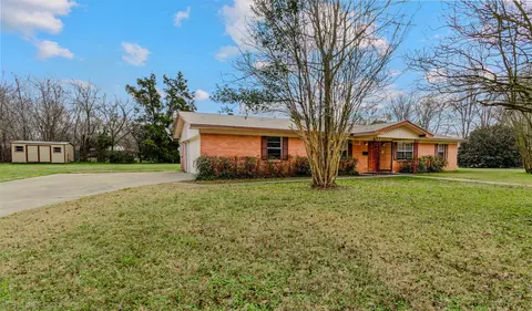 702 N Martin St, Malakoff, TX 75148