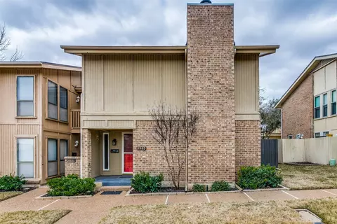 2903 Oak Shadows Cir, Bedford, TX 76021