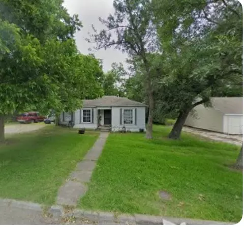 1100 Pecan Dr, Greenville, TX 75401