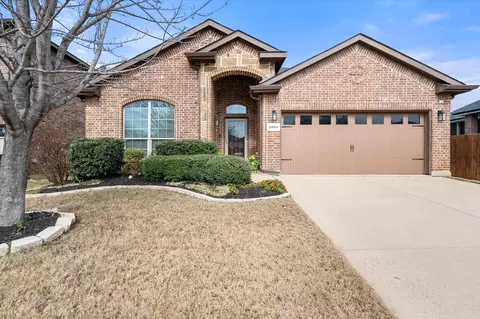 5004 Carnoustie Trl, Arlington, TX 76001