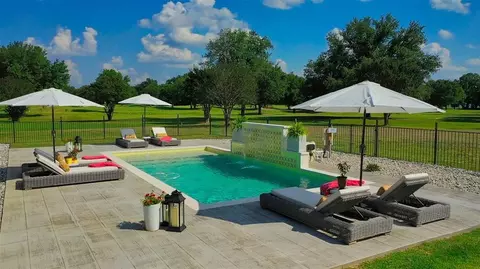255 Private Road 5941, Emory, TX 75440