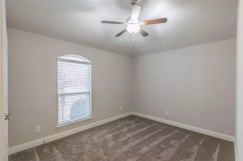 222 Iris Dr, Midlothian, TX 76065 photo 23