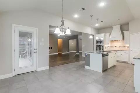 222 Iris Dr, Midlothian, TX 76065 photo 16
