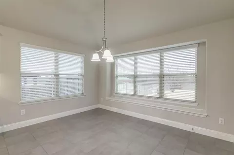 222 Iris Dr, Midlothian, TX 76065 photo 15