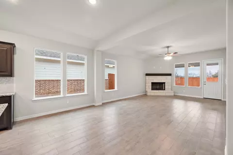 1237 Comal Ln, Springtown, TX 76082 photo 15