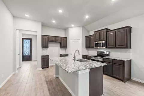 1237 Comal Ln, Springtown, TX 76082 photo 9