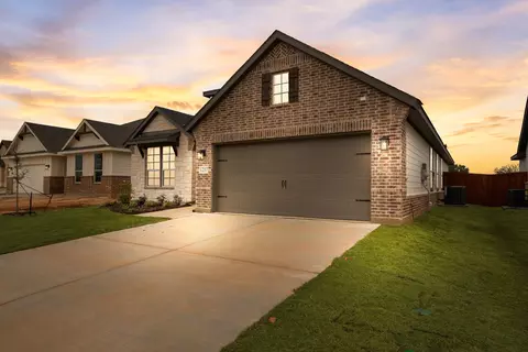1237 Comal Ln, Springtown, TX 76082 photo 2