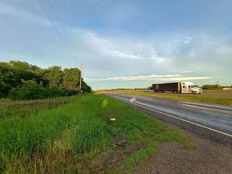 5330 E I- 30, Campbell, TX 75422 photo 33