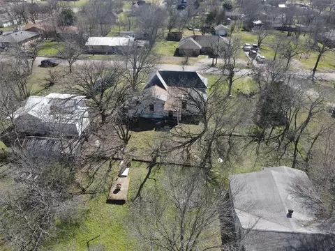 View/Area - 217 E 2nd St, Ferris, TX 75125 photo 6 of 7