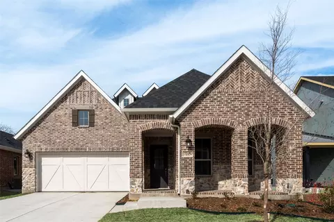 7215 Manhattan Dr, Rowlett, TX 75088
