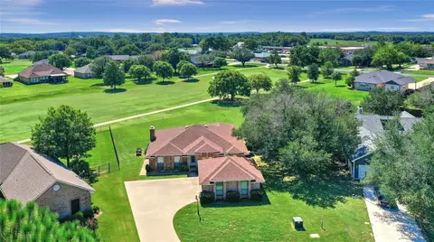 313 Cocopa Dr, Lake Kiowa, TX 76240