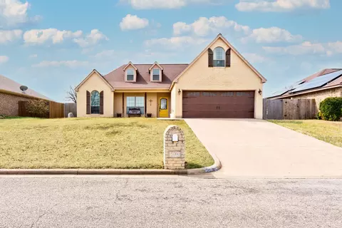 508 Moonlight Trl, Stephenville, TX 76401