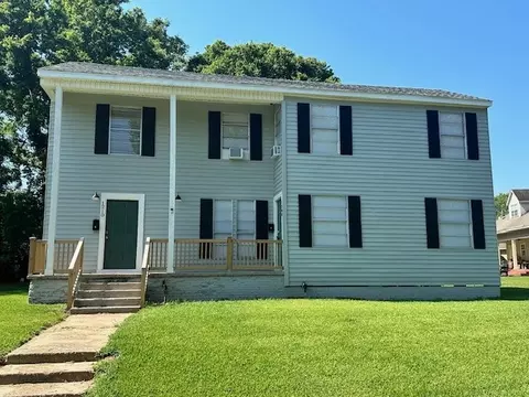 1208 Saint Charles St, Bossier City, LA 71112