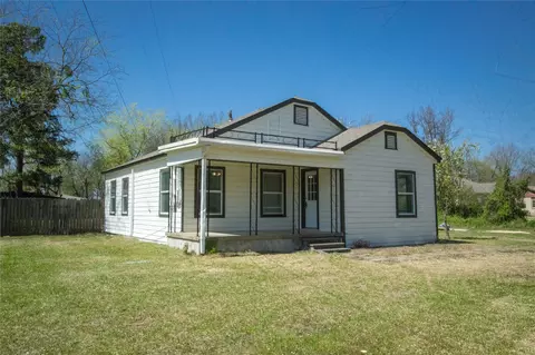 1511 Mockingbird Ln, Sulphur Springs, TX 75482
