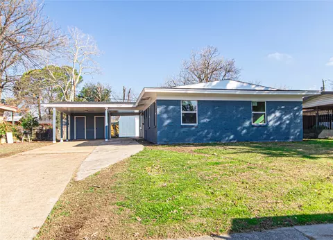 1507 Park Pl, Irving, TX 75061