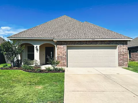 1129 Eli Conner Dr, Bossier City, LA 71112