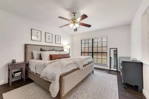 Bedroom - 400 Moss Hill Ln, Euless, TX 76039 photo 1 of 6