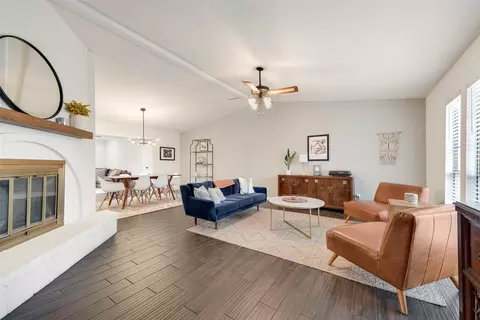 Living - 400 Moss Hill Ln, Euless, TX 76039 photo 1 of 7