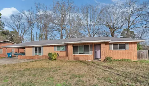 504 S Cypress St, Vivian, LA 71082